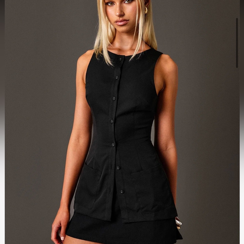 Princess Polly Black Sleeveless Vest Button down